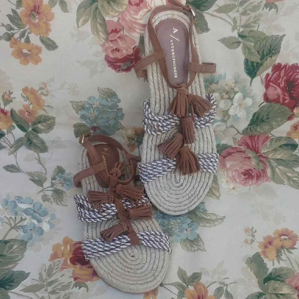 Anthropologie Brown Suede and Jute Rope Women's Sandals with Tassels size 8